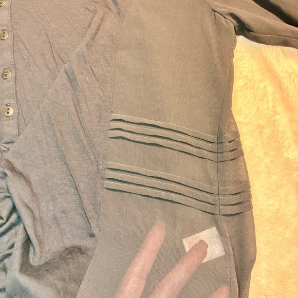 Gentlefawn Top Medium Black Grey Lightweight Viscose Super Soft Long Sleeves - Picture 11 of 15